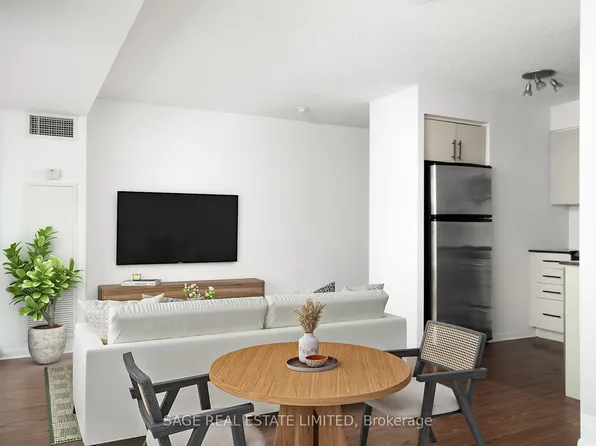 96 Saint Patrick St #1503, Toronto, ON M5T 1V2