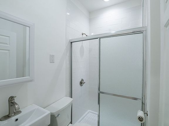 5th image of 2205 S 20th St #1