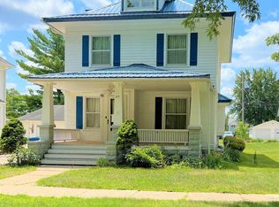 219 6th Ave E, Cresco, IA 52136