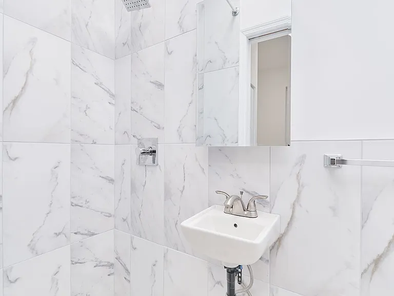 109 Ludlow St #15 — Photo 5