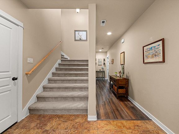 5th image of 7002 E Columbia Dr