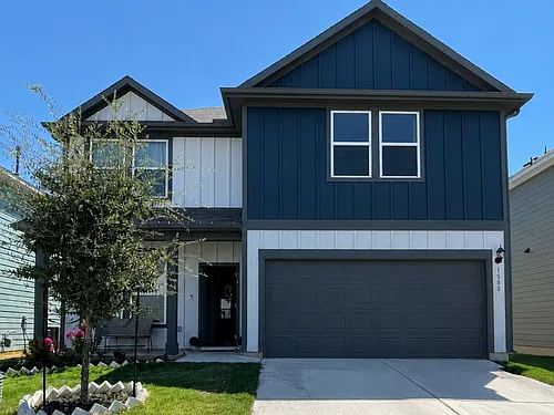 15807 Crissom Ln Photo 1