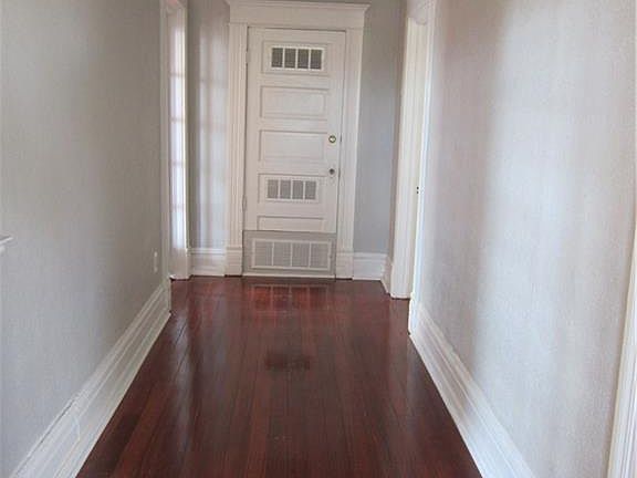 2nd image of 1007 E Nevada Ave