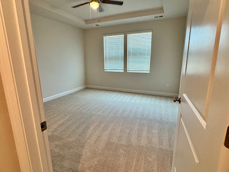 7446 Linda Vista Ln — Photo 10