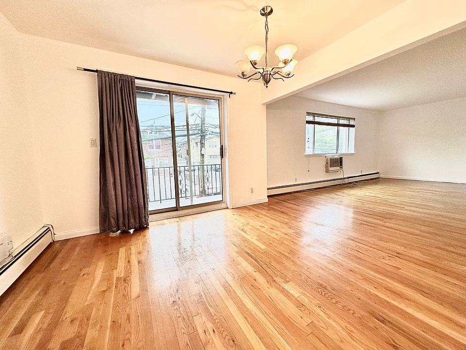 Dining & Living Room