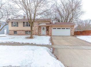 1804 Margaret Ln, Dekalb, IL 60115