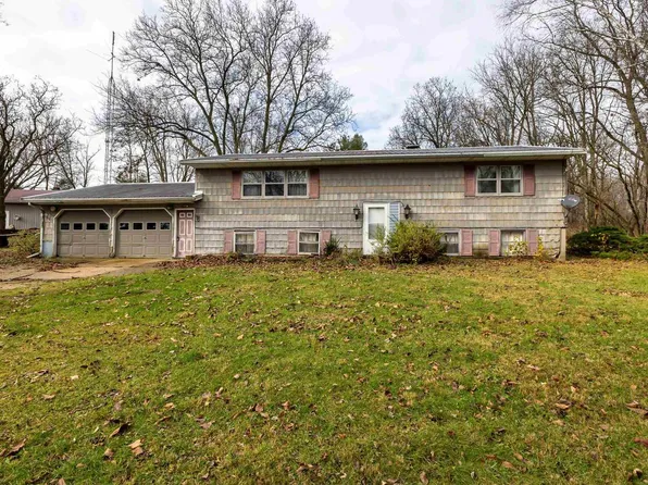 16871 Hirsbrunner Road, Darlington, WI 53530