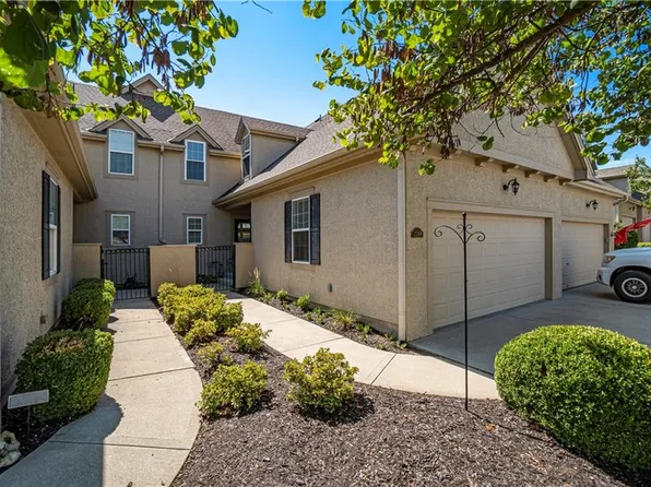 2219 NE 107th Ter, Kansas City, MO 64155