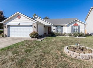 956 Ariel Way, Greenfield, IN