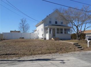 11 Arlington St, Westerly, RI 02891