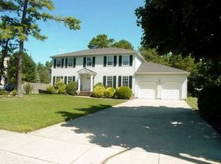 512 Sleepy Hollow Rd, Toms River, NJ 08753