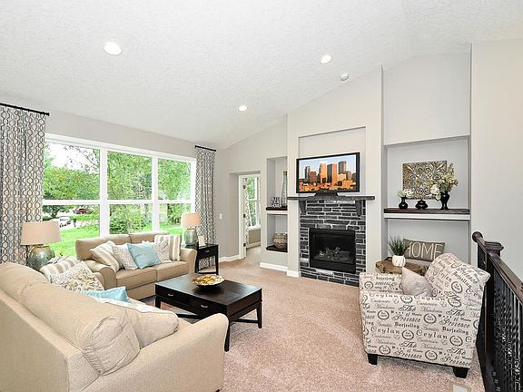 Photos of a similar Monroe home