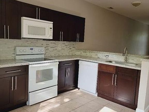 3rd image of 3503 Shoma Dr