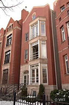 1st image of 853 W Wrightwood Ave #B