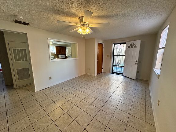 3rd image of 1833 Hubbard St #D