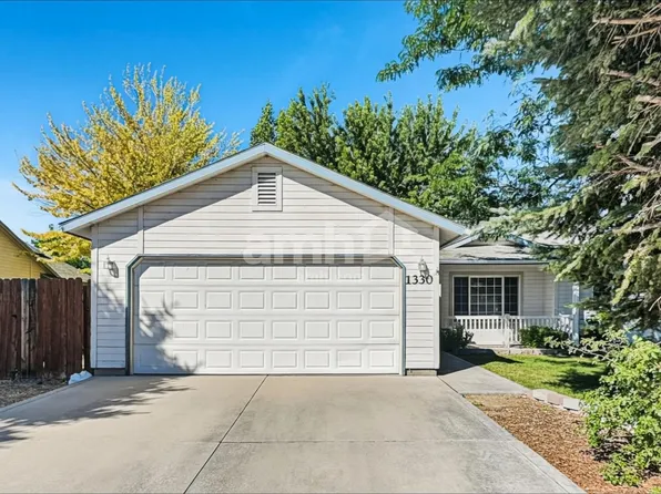 1330 N Andrew Dr, Kuna, ID 83634