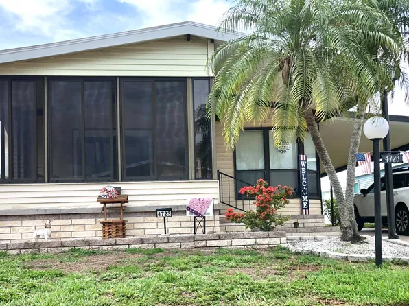 4723 12th St E, Bradenton, FL 34203