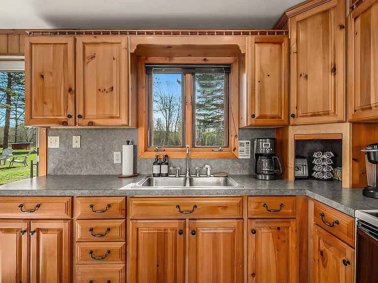 2120 Walleye Ln — Photo 5