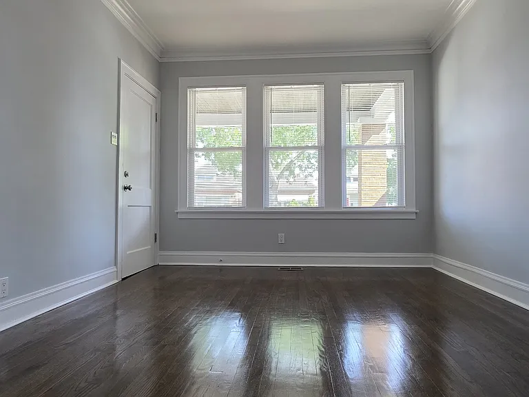 3507 W 60th Pl — Photo 2