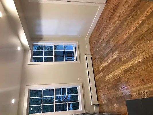 Rented by Downtown Realty Group LTD | media 28