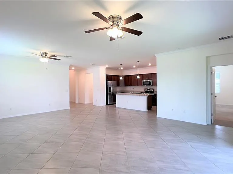 14060 Vindel Cir — Photo 7