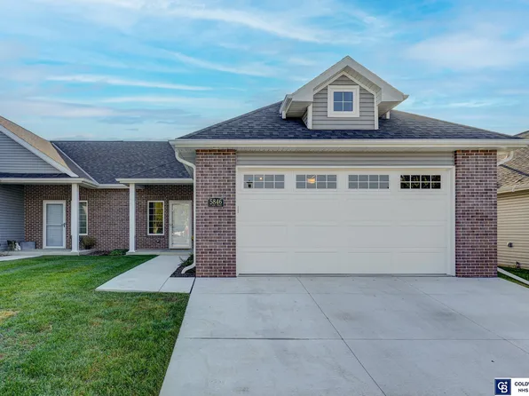 5846 S 93rd St, Lincoln, NE 68526