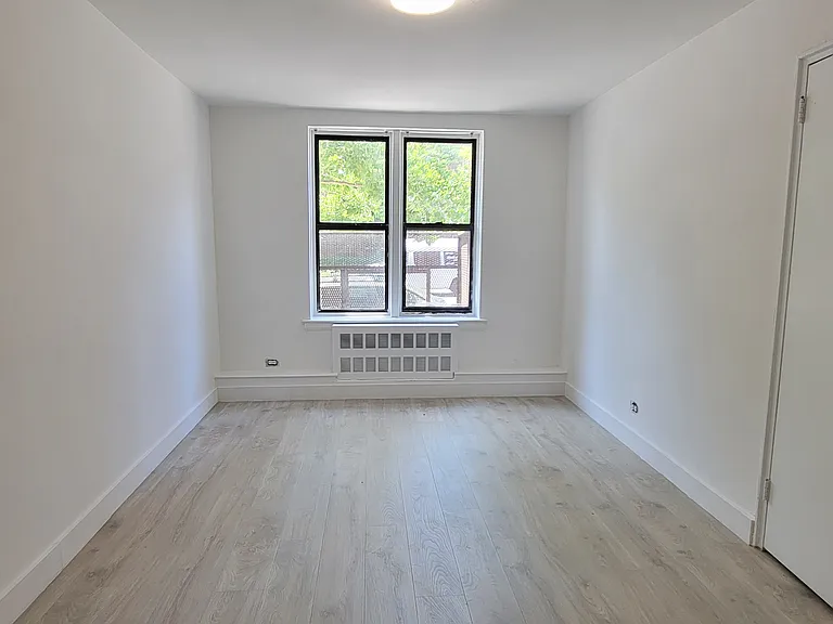461 Central Park W #1F — Photo 6