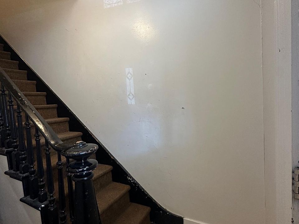 1st image of 1008 North St APT 2
