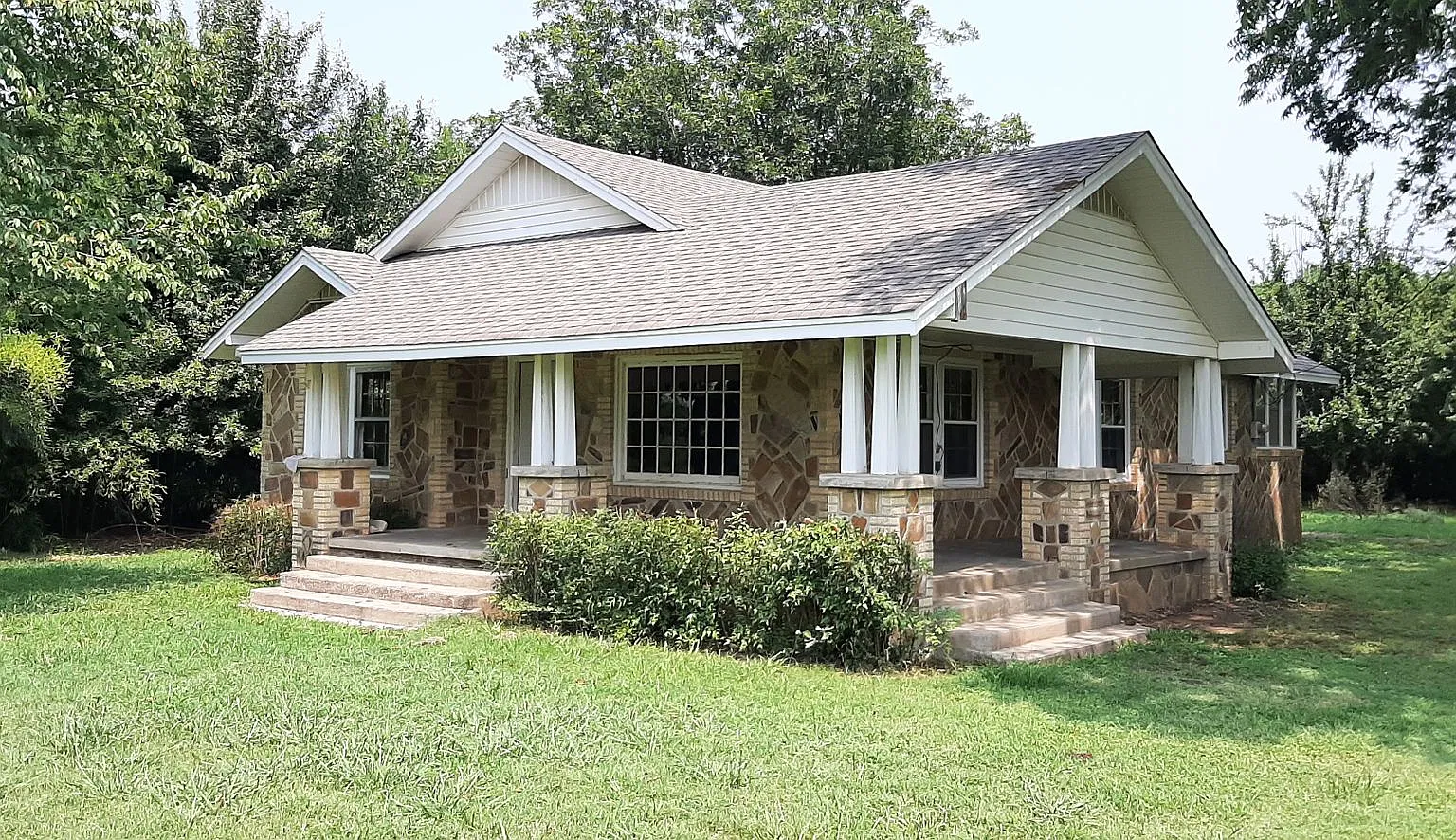 For Lease 3 BR/1 BA House for Lease Rural @ 5546 Hwy 36 ($835) — Photo 1