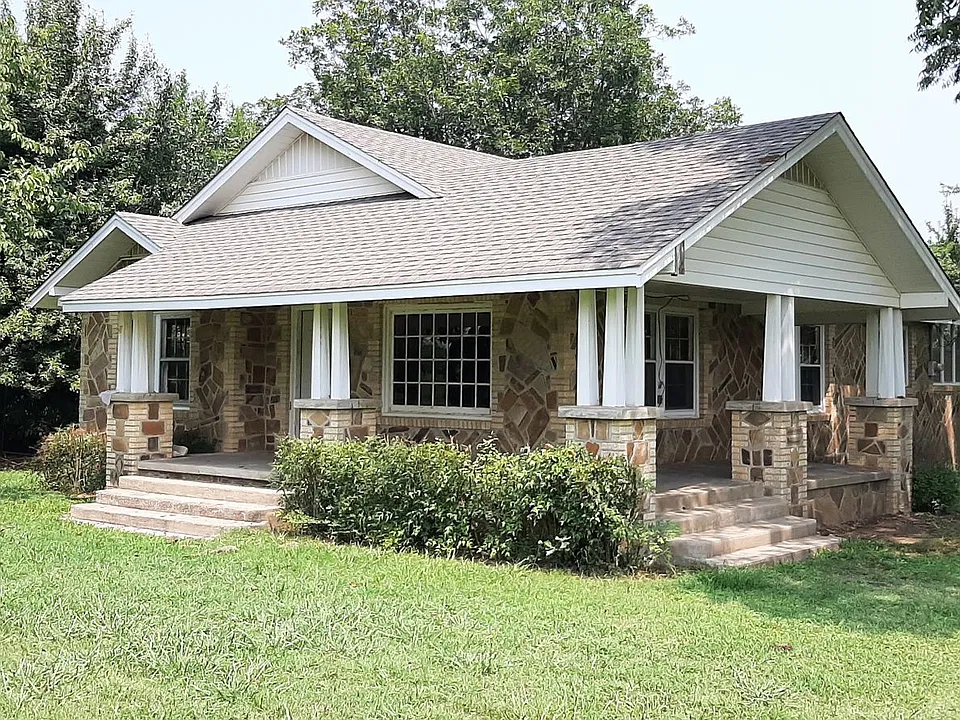 5546 Highway 36 W