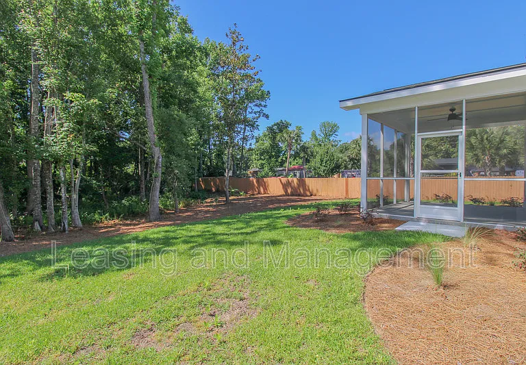 3633 Happyland Blvd — Photo 15