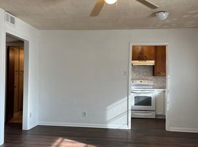 103 E Cardinal Ln, Harker Heights, TX