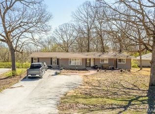 4154 Old State Rd, De Soto, MO 63020