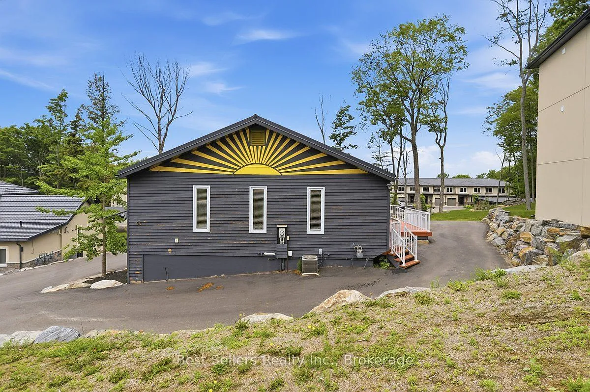 3 bed, $2,999 — Photo 2