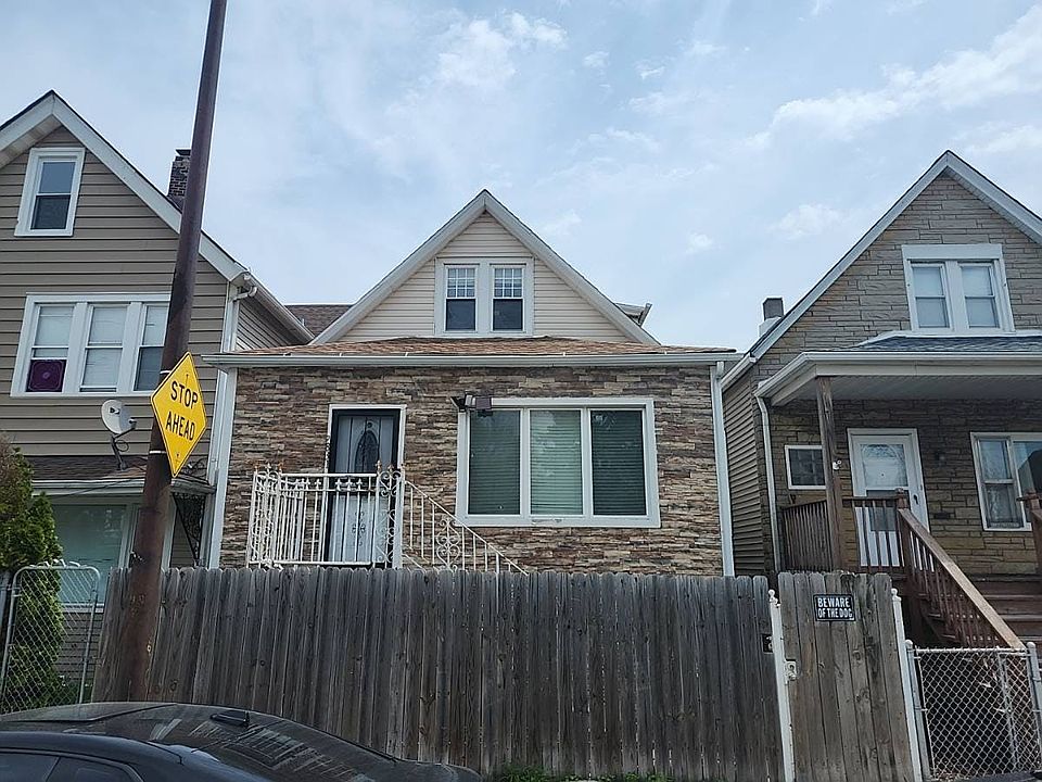 1st image of 9831 S Avenue L