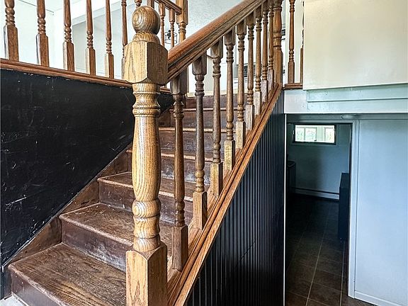 3rd image of 144 Morningside Rd