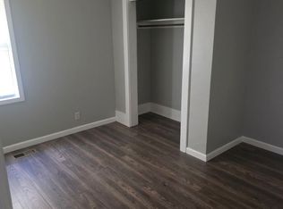 215 Ottawa St, Leavenworth, KS 66048