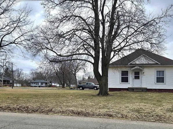 1272 S Main St, Canton, IL 61520