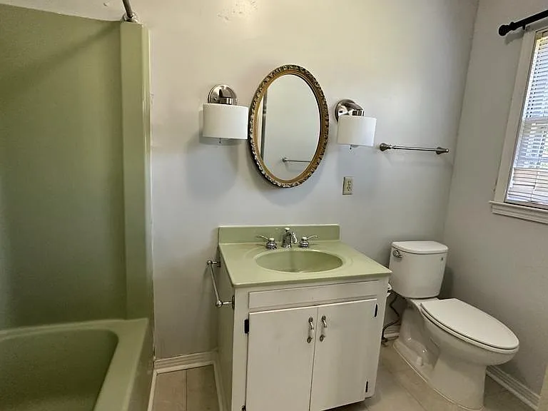 2766 N Barksdale Dr — Photo 11