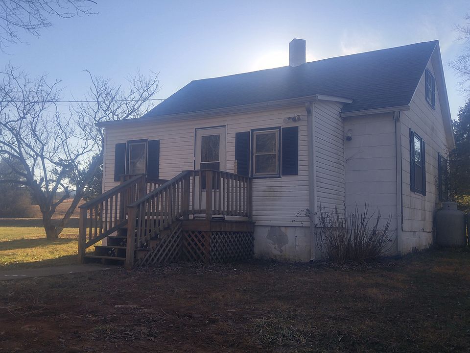 2nd image of 4830 Blufton Rd
