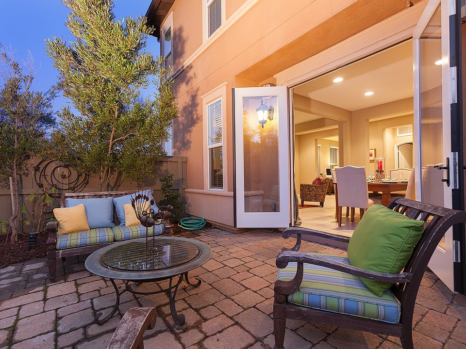 1st image of 15536 Paseo Del Sur