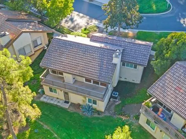 20 N Meadowlark Ln, Oak Park, CA 91377