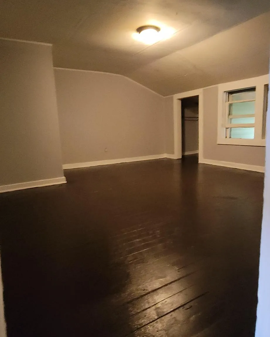 2 bed, 900 sqft, $795 — Photo 1
