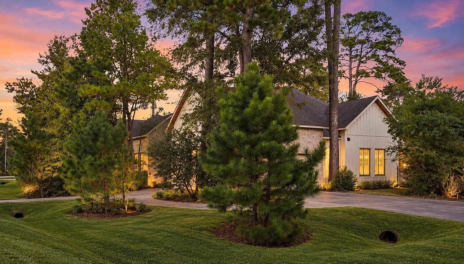 3 bed, 3.5 bath, 3380 sqft, $5,800 — Photo 1