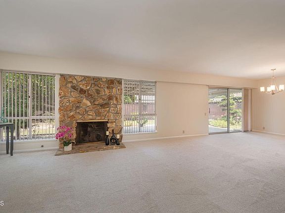 5th image of 1034 E Red Oak Pl