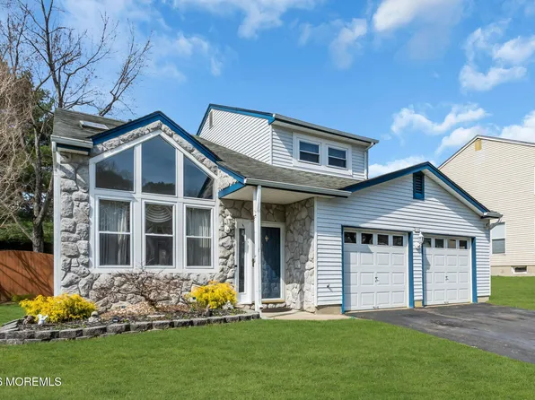 73 Heritage Drive, Howell, NJ 07731