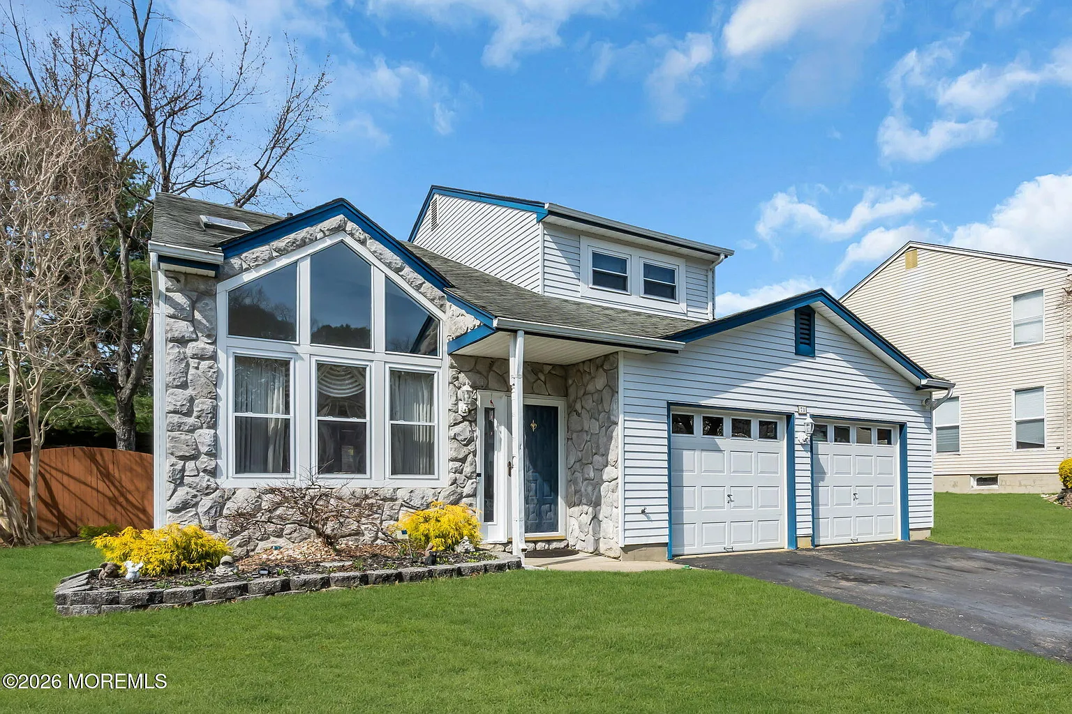 73 Heritage Drive photo 1