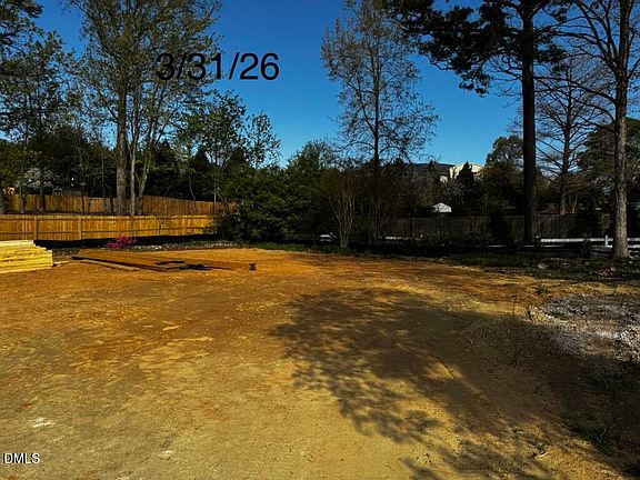 4th image of 221 Dublin Rd