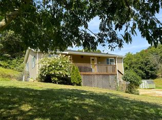 2401 Winding Rd, Parkersburg, WV 26104