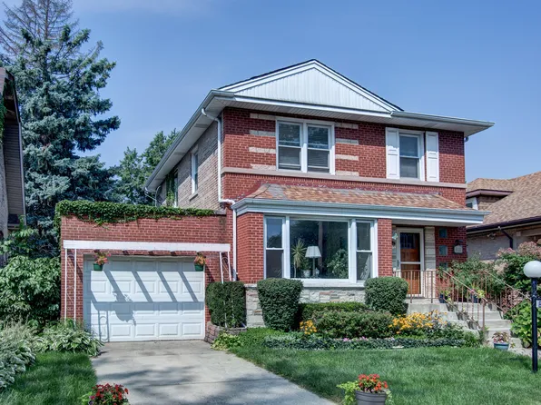 8110 S Luella Ave, Chicago, IL 60617